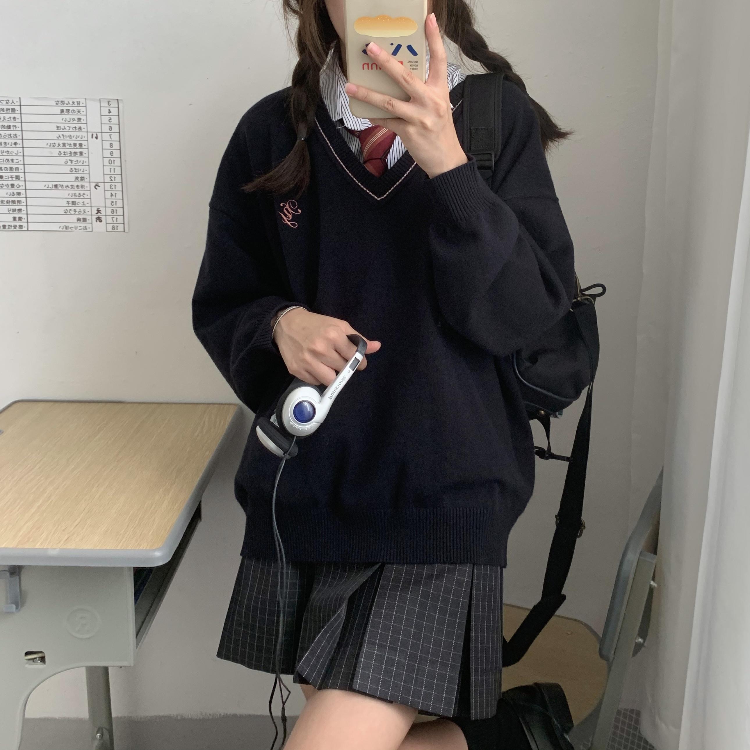 毛衣女2025新款情书秋冬v领针织