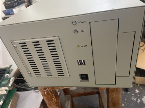研华科技IPC-6606工控机/PCA-6011VG/PCA-6106P3/2G/500G/250W/XP