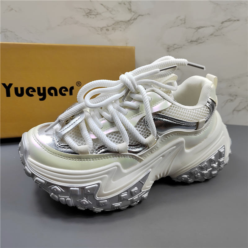 月芽儿正品厚底增高休闲老爹鞋女