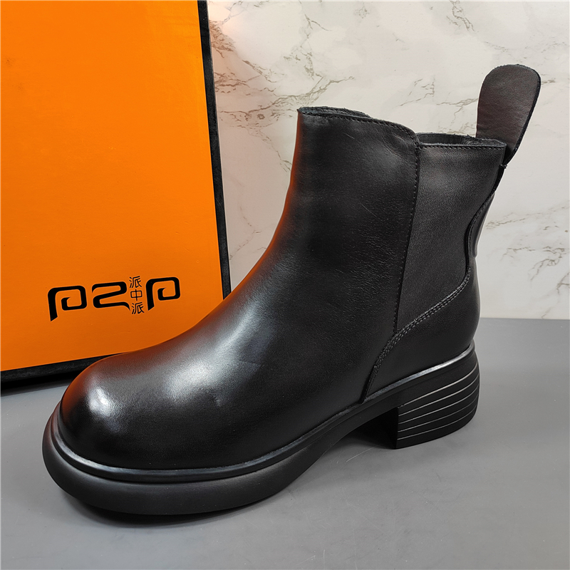 专柜正品头层牛皮粗跟马丁靴子女