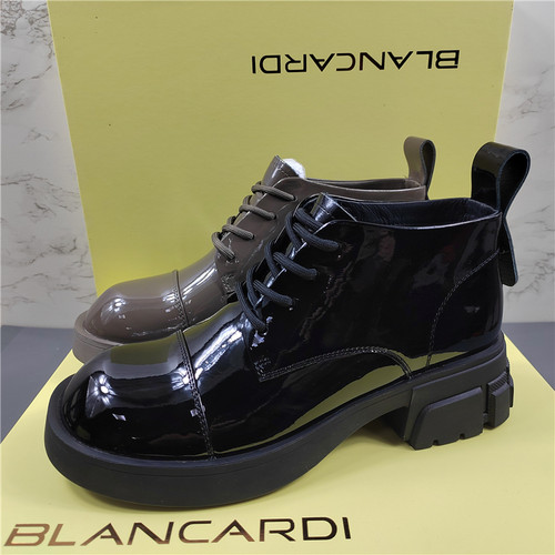 专柜正品头层牛皮粗跟系带马丁靴