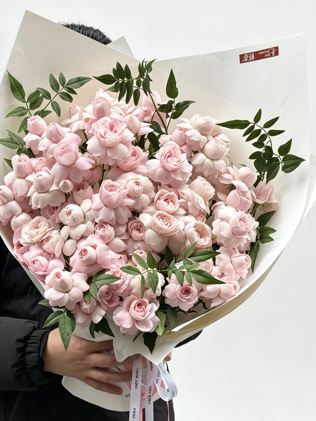 Fairy's Kiss, multi-headed rose, bouquet surprise for girlfriends