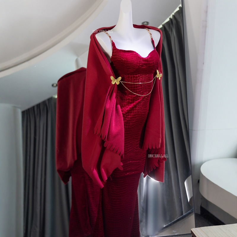 新年丝绒裙圣诞蛇纹修身连衣裙