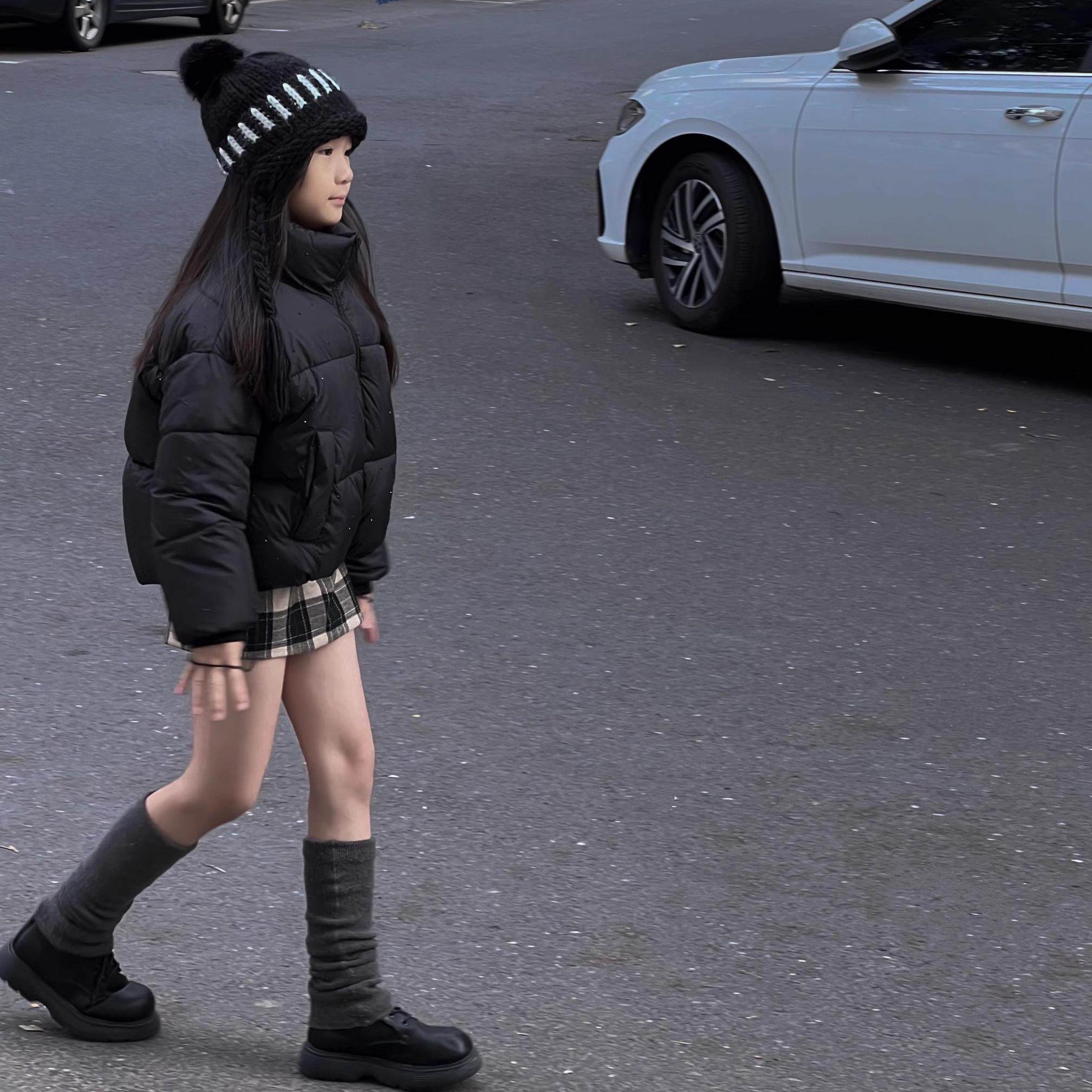 女童裙毛呢黑白格子半身裙秋冬复古风直筒韩版A字裙百搭短裙裤7