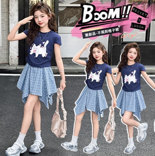 女童蓝白格子裙2026新款儿童学院洋气时髦半身裙子不规则八角裙裤