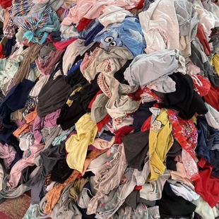 闲置二手衣物裤裙女生四季日常休闲旧衣服款式颜色随机发