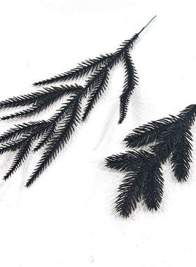 仿真立体松枝软胶黑色福克松圣诞花环万圣节插枝装饰用松树枝叶