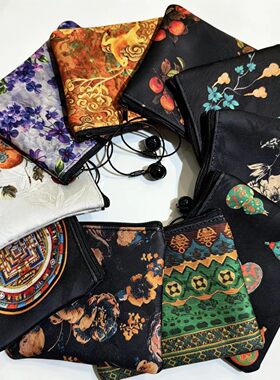 高颜值铃铛丝绸小包零钱钥匙包卡包高级国风复古便携香云纱包包。