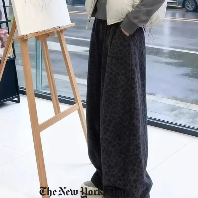 2025年冬新款灰色休闲裤加绒加厚豹纹印花休闲长裤阔腿高腰显瘦