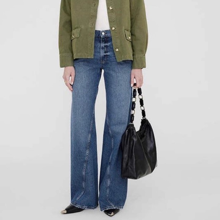 深蓝纹理感水洗直筒牛仔裤无弹