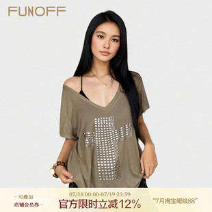 街頭V領燙銅十字架斜肩短袖 T恤復古亞文化寬松上衣夏 美式 FUNOFF