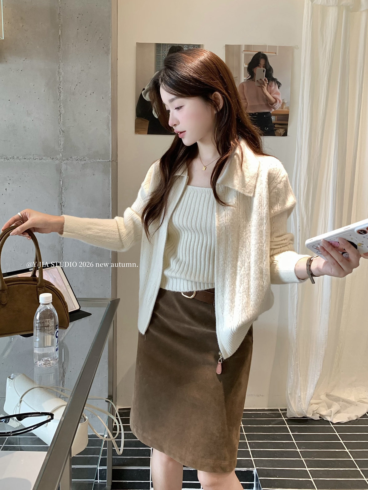 【Y.JIA 伊嘉】简约翻领百搭开衫+显瘦吊带背心套装YS6-528图片