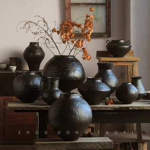 景德镇复古黑色陶瓷花瓶手工锤纹装饰摆件家居静酷风民宿会所摆件