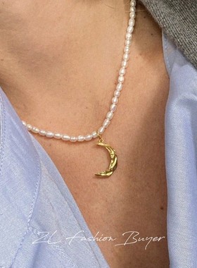 清仓Hermina Athens月牙纹理雕刻天然珍珠串珠镀金项链