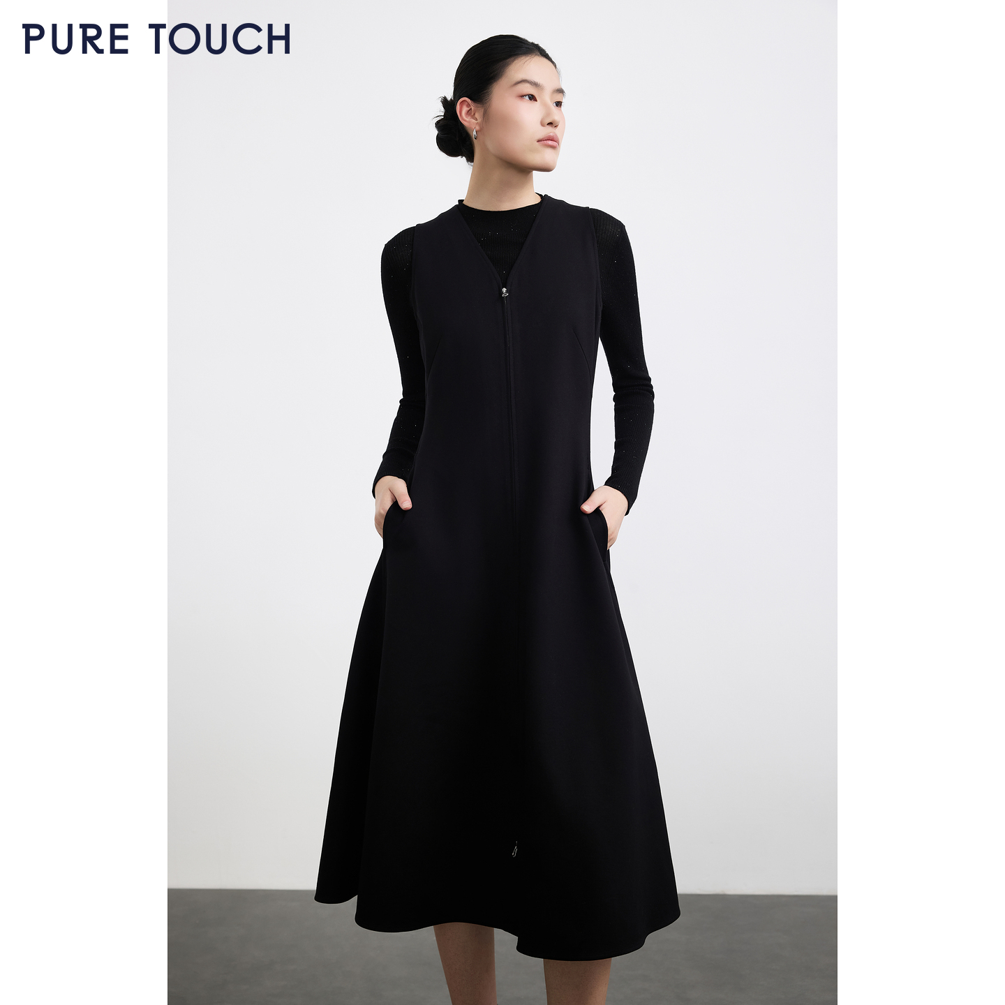 商场同款PURE TOUCH女装 25秋冬新款V领收腰连衣裙无袖时髦茶歇裙