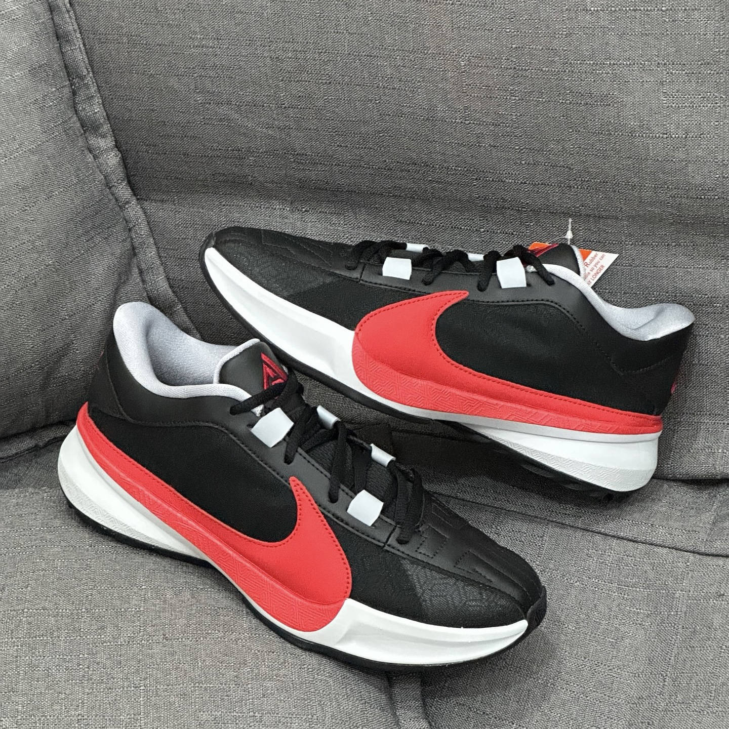 Nike Zoom Freak 5 EP 耐克男子字母哥5代实战缓震篮球鞋 DX4996