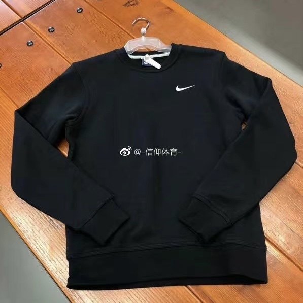 耐克nike swoosh刺绣纯色小logo男女秋冬运动休闲长袖卫衣 916609