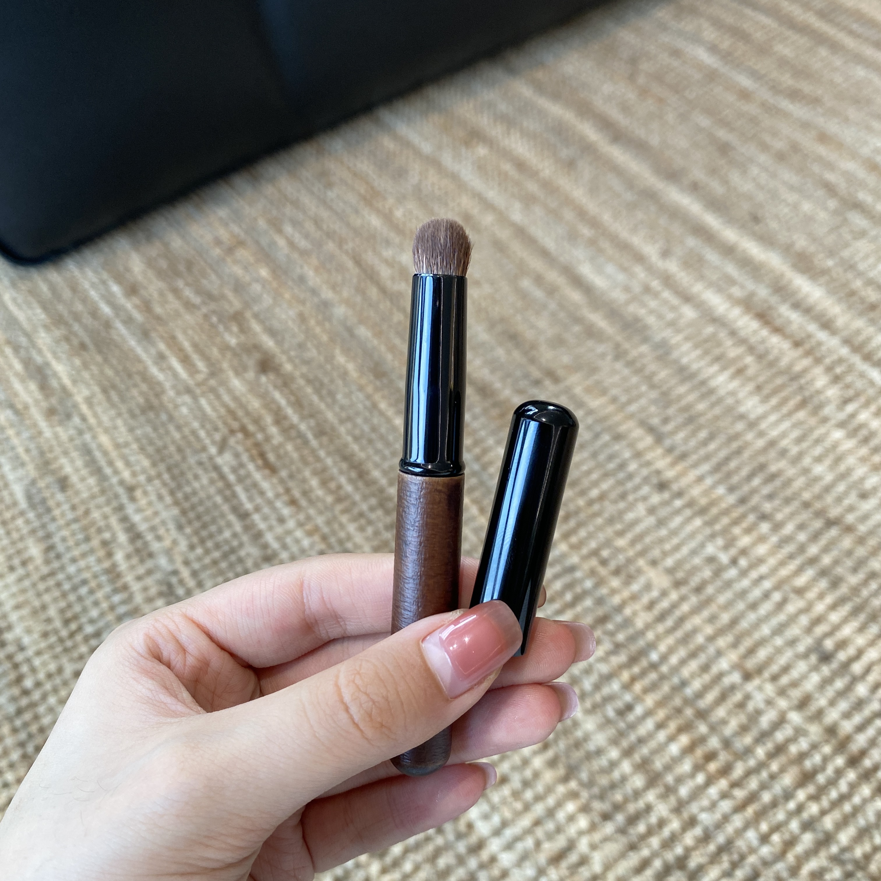 网红带盖唇刷！专业唇刷口红刷晕染刷方便便携遮瑕刷圆头刷