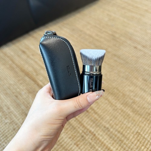 新品！韩国fillimilli822便携化妆刷送包3D立体双坡面无痕粉底刷