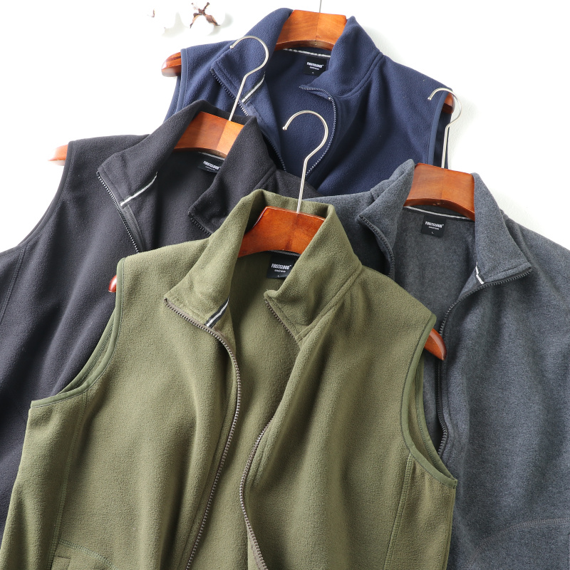 来的刚刚好！ 摇粒绒面料男士户外无袖立领抓绒保暖背心马甲外套