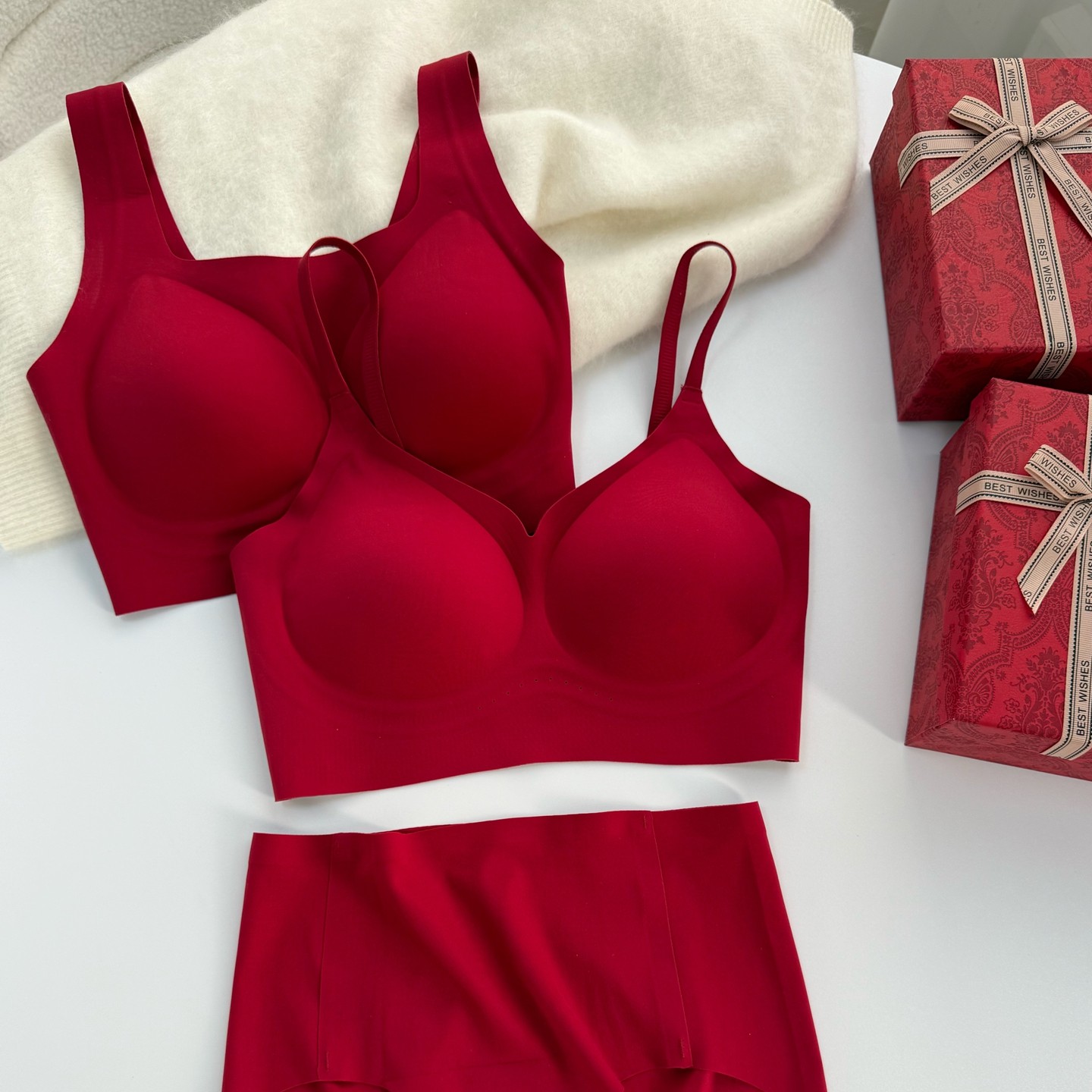 米图新年鸿运高级感红色内衣礼盒套装女士无痕文胸内裤本命年结婚