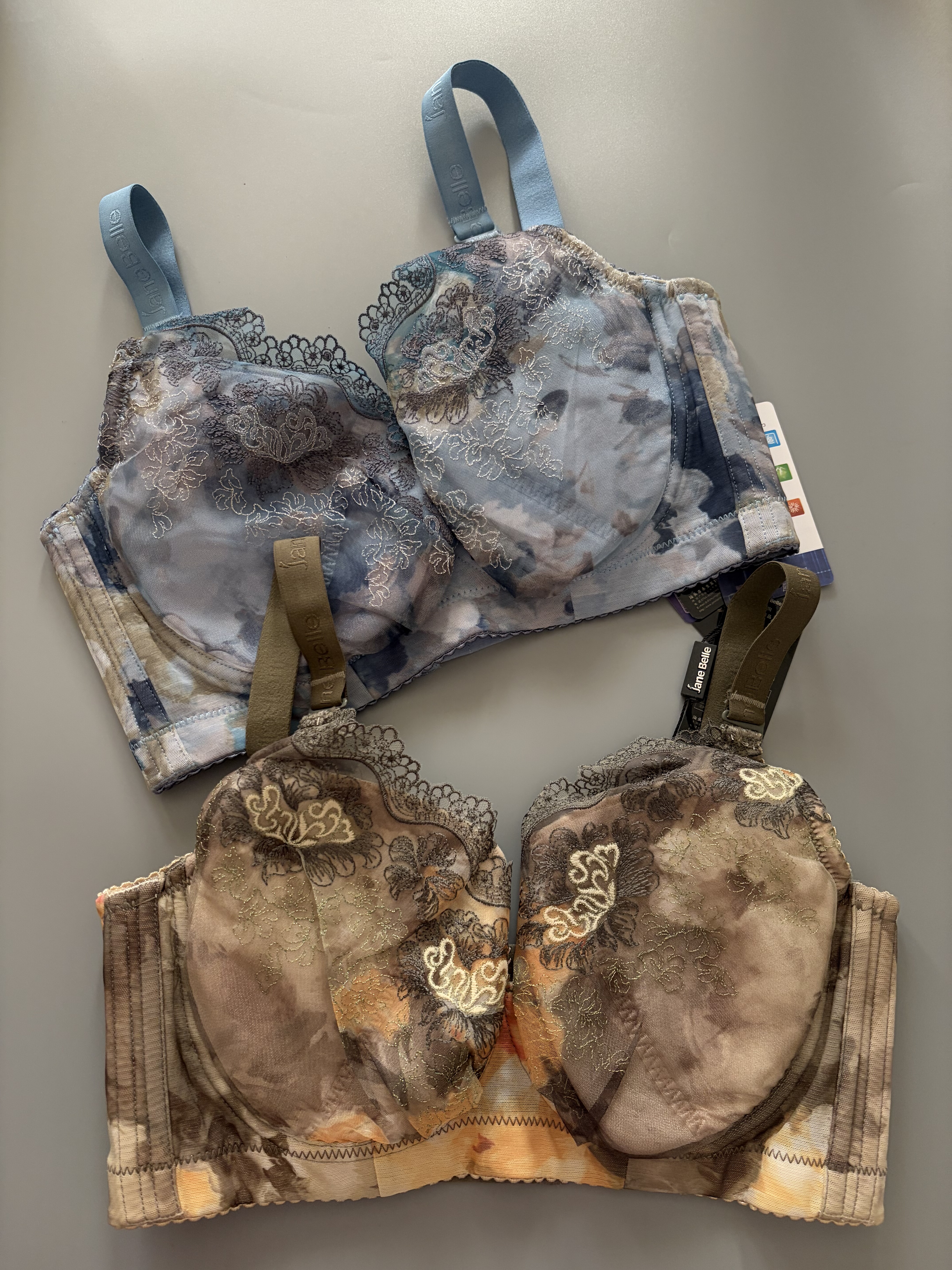 薄款内衣珍*贝儿9108卯花聚拢调整型五排扣文胸75CD80CD85CD90C