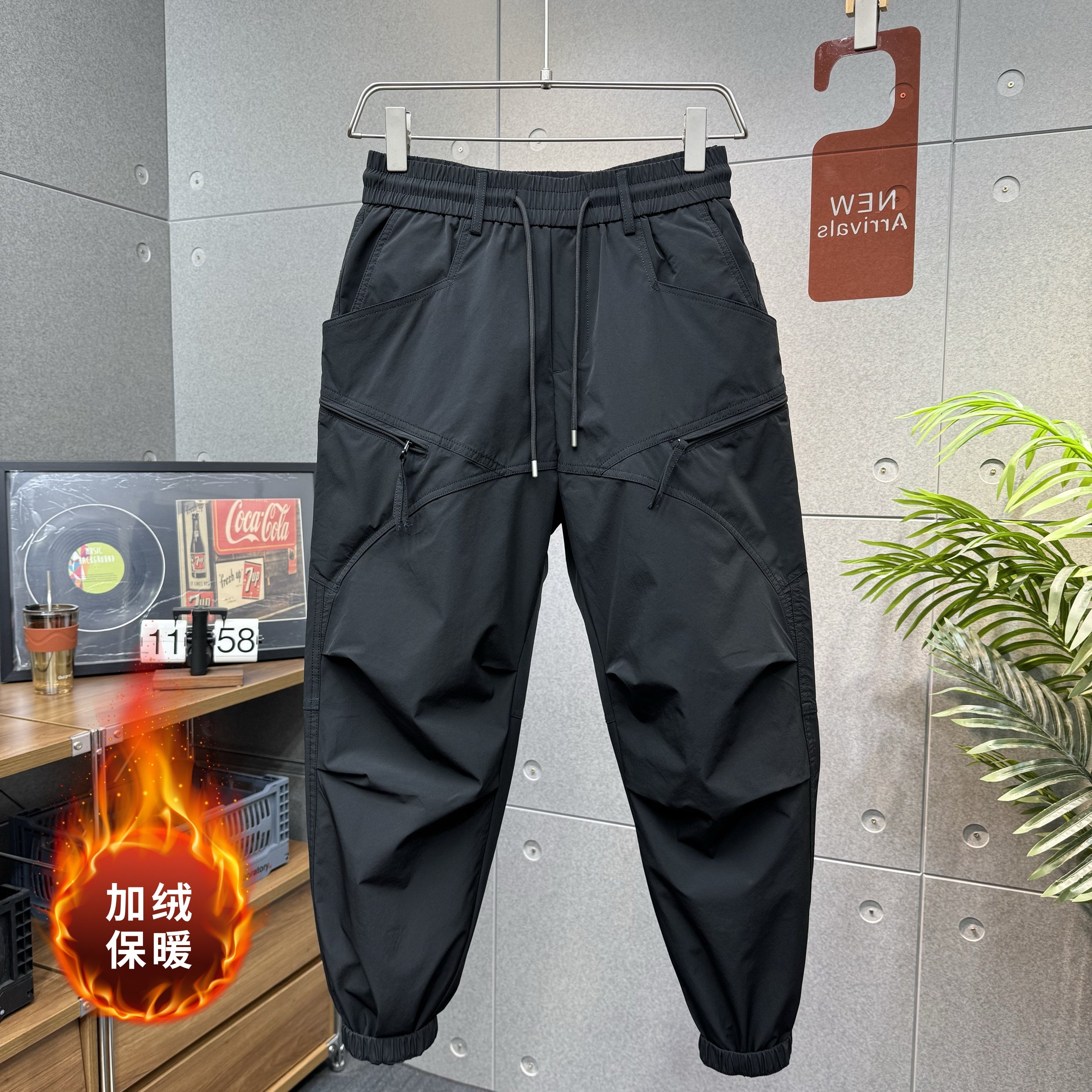 秋冬加绒潮牌时尚束脚休闲裤秋季男士高品质韩版轻奢户外百搭长裤