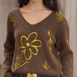 咖沫原创复古花朵刺绣毛衣 植物系少女亲肤款针织上衣 软糯慵懒风