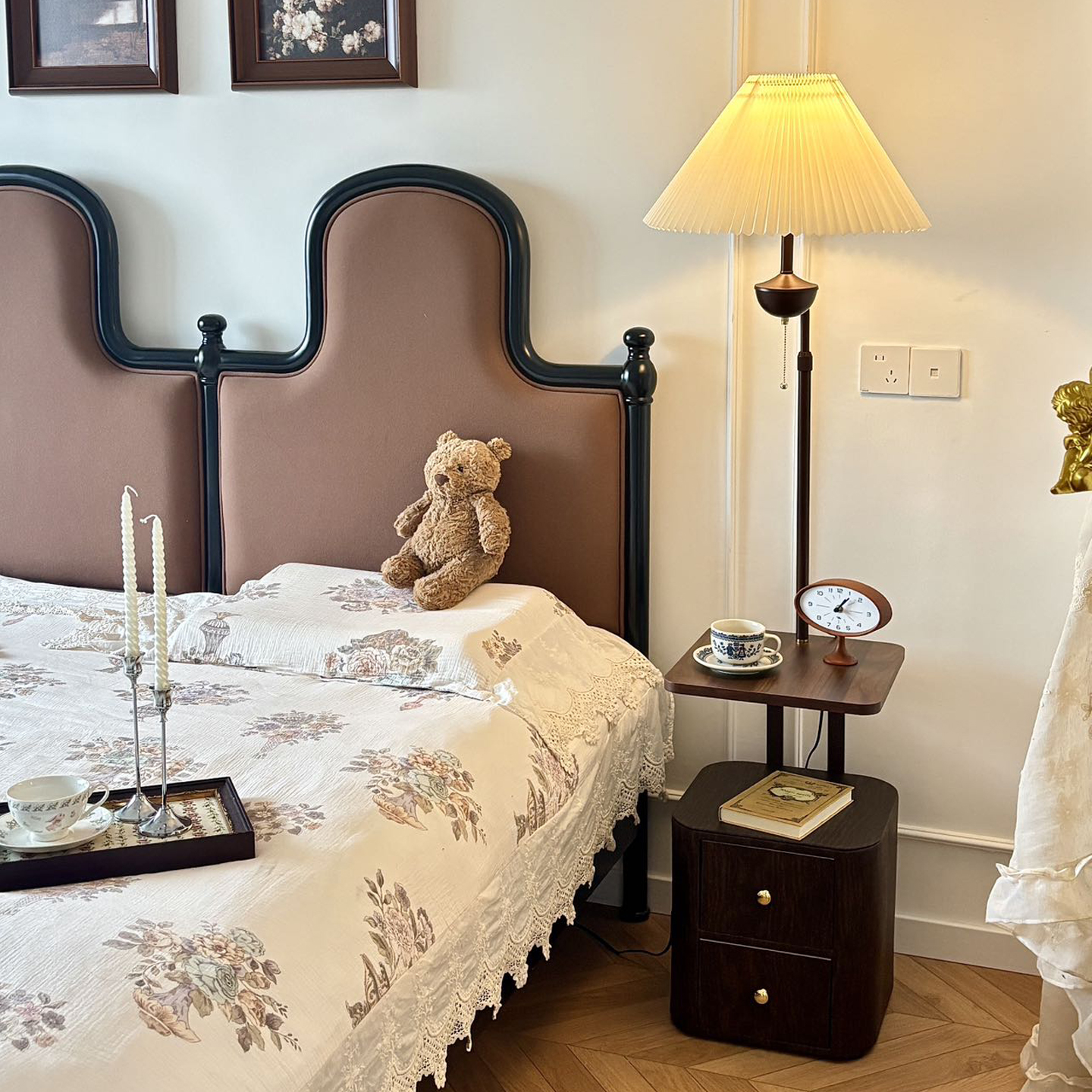 中古风落地灯客厅置物架一体卧室床头柜带灯立式无线充电台灯一体