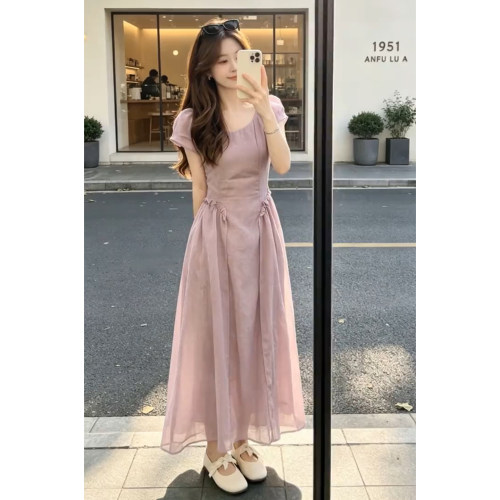 法式巨好看紫色短袖连衣裙子女夏季2026新款海边度假漂亮气质长裙