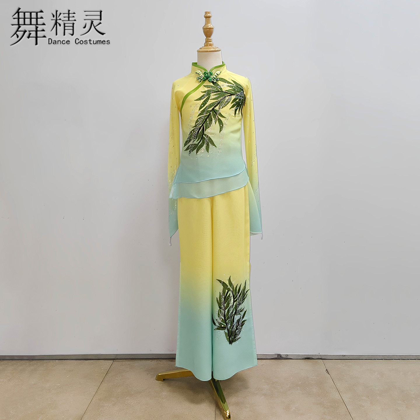 晓春三月舞蹈服胶州秧歌扇舞艺考