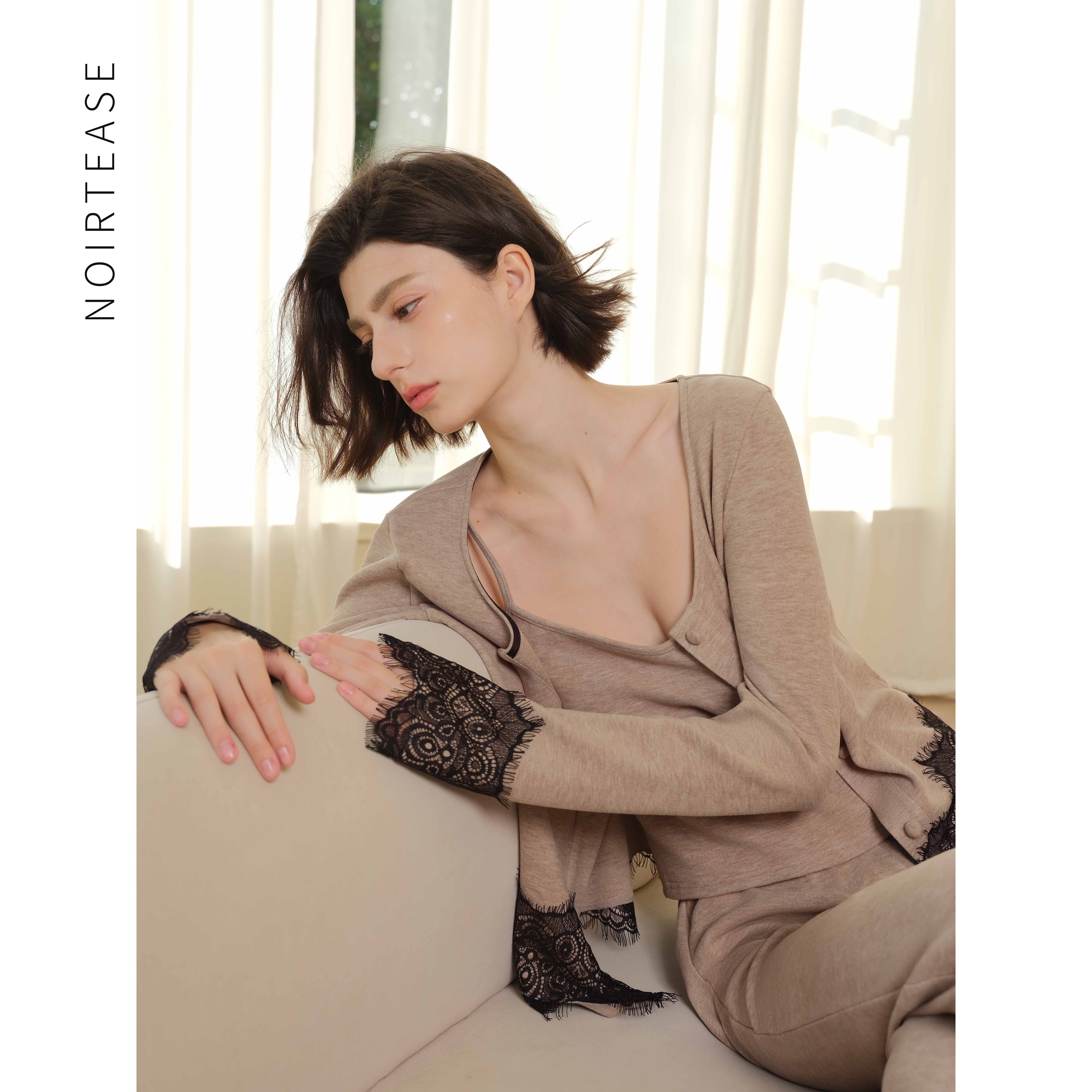 春秋加厚保暖自发热德绒睡衣女冬