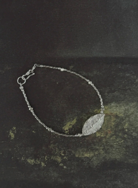 个性百搭女生礼物饰品2025年民族风气质金属手链小众设计感