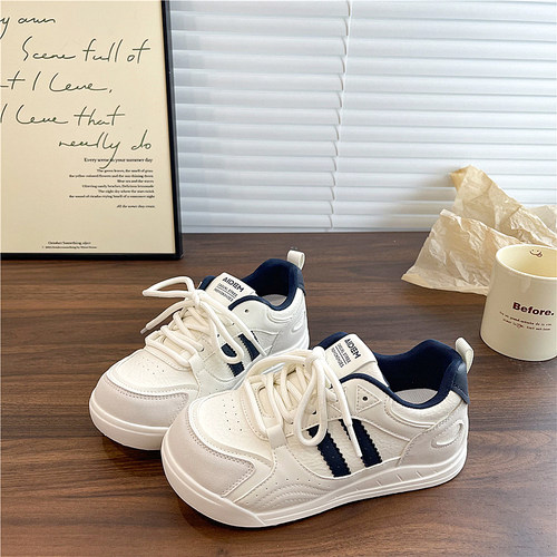 易少年 港风小白鞋女ins学生百搭运动休闲板鞋2025冬季新款德训鞋