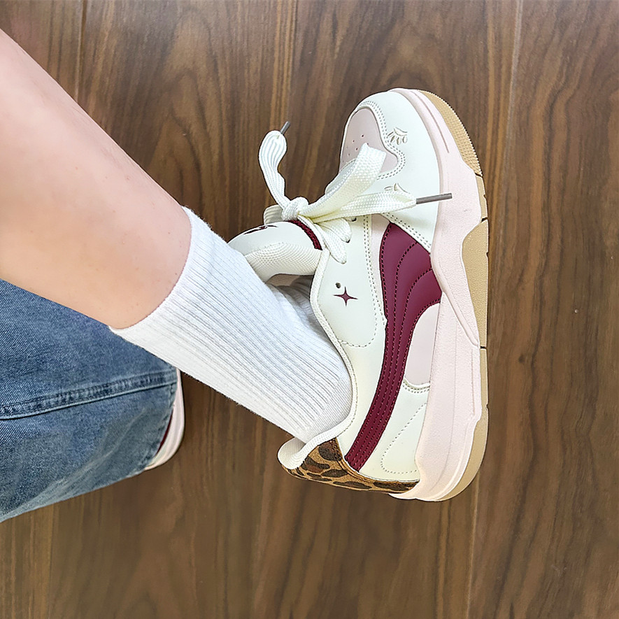 米粉色原创小众厚底面包鞋女百搭运动休闲板鞋学生小白鞋2025新款,女鞋,休闲板鞋,淘宝优惠券,粉丝福利购,淘宝优惠卷