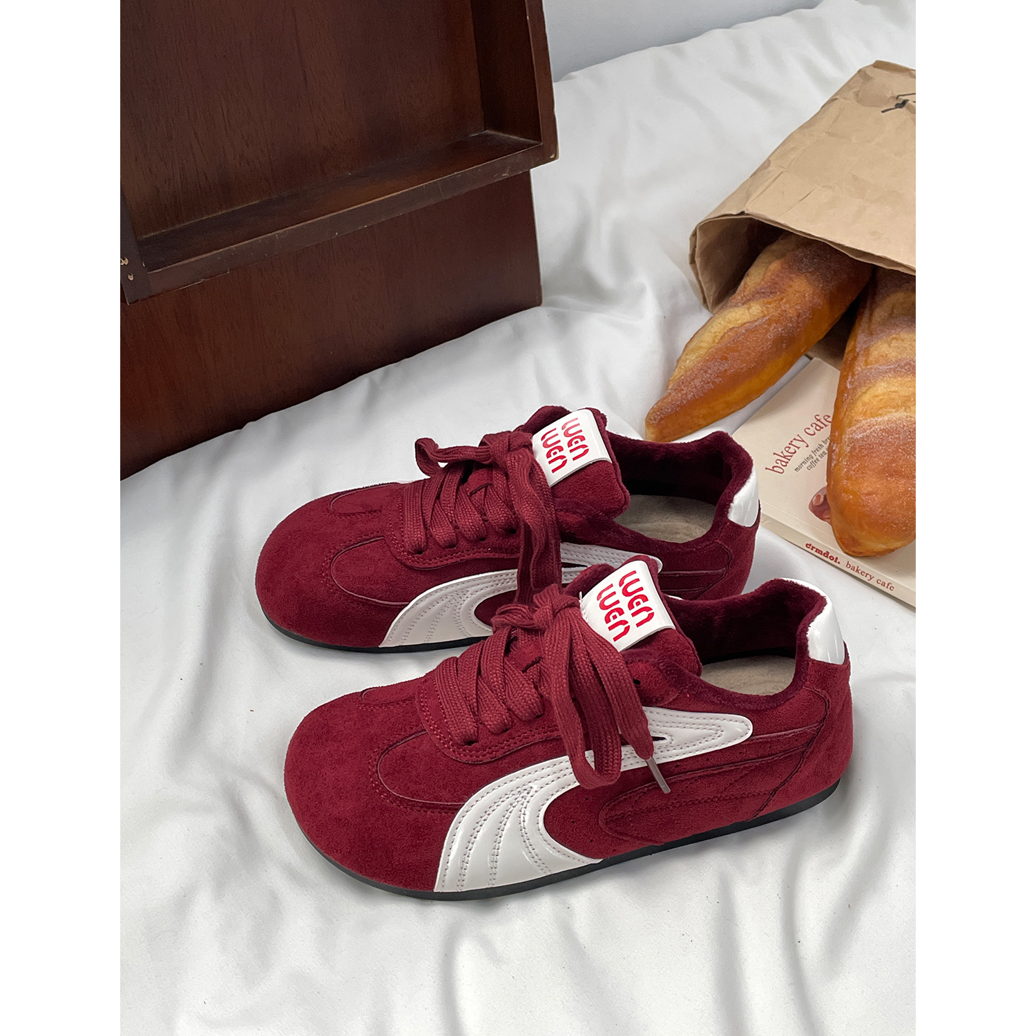 易少年 加绒棉鞋女2025冬季新款学生百搭保暖运动休闲德训赛车鞋