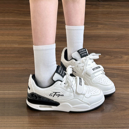 情侣魔术贴板鞋女ins潮2026春季新款小众运动百搭休闲小白鞋子男