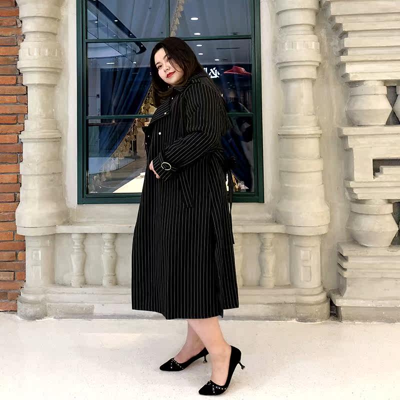 女土大码风衣240胖mm宽松显瘦风衣胖女人春装200斤加肥加大300。|ruв категории Женская одежда, женской одежды - от Buy2taobao.com для оказания профессиональной услуги покупки агента Taobao