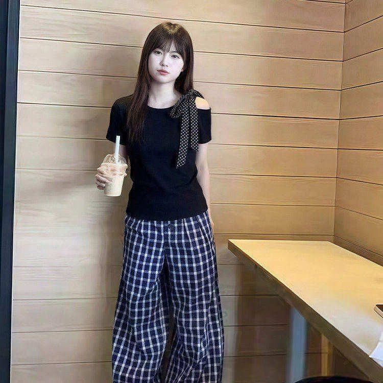 黑色波点蝴蝶结绑带短袖t