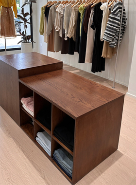 服装店中岛桌展示台边柜储物柜烤漆装饰柜摆件展台陈列展示桌定制