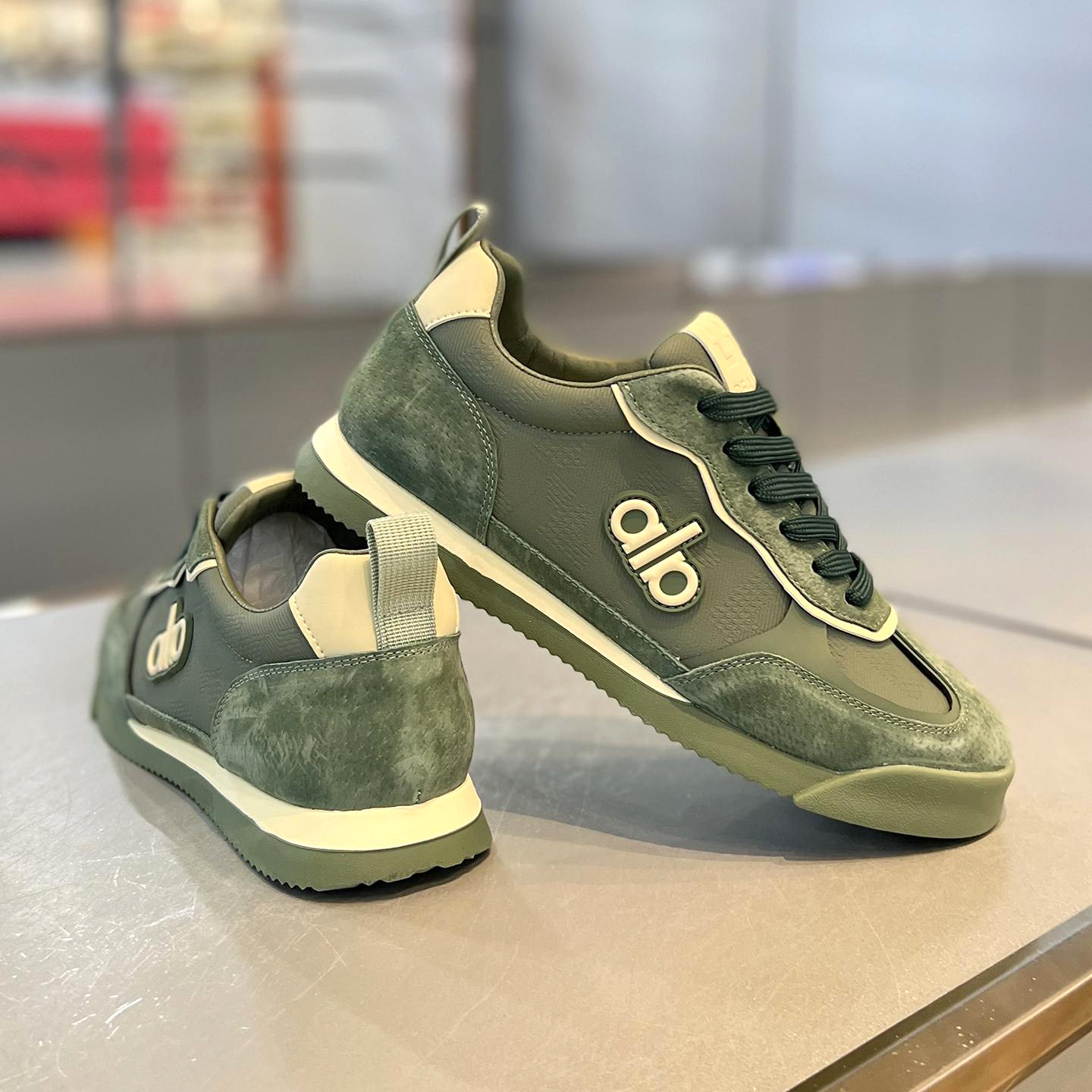 欧洲站男鞋2025秋季新款潮牌高级感男士运动软底休闲旅游百搭潮鞋,流行男鞋,时尚休闲鞋,淘宝优惠券,粉丝福利购,淘宝优惠卷