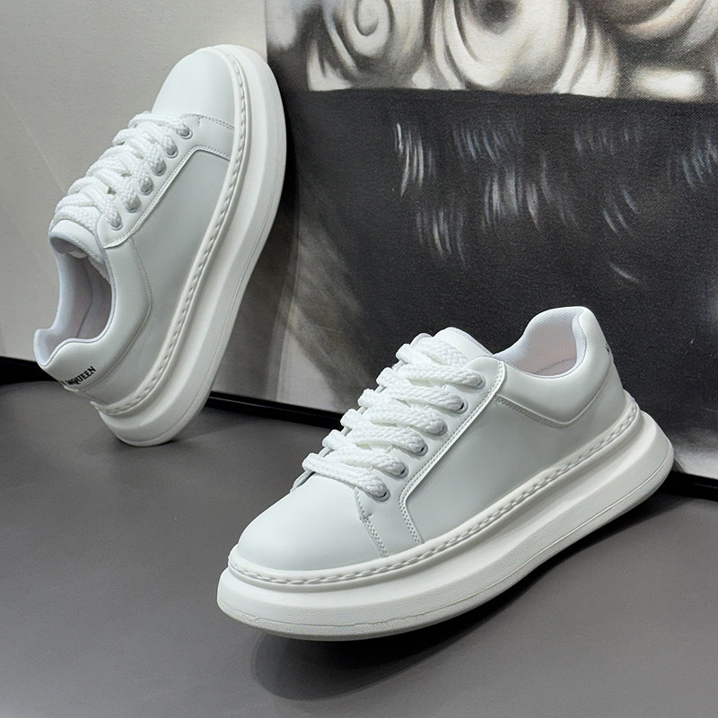 爆款男鞋2025新款夏季潮牌高级感运动百搭小白板鞋小众休闲通勤鞋,流行男鞋,休闲板鞋,淘宝优惠券,粉丝福利购,淘宝优惠卷