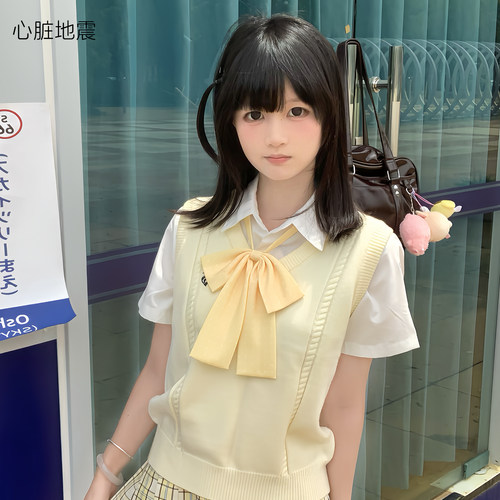心脏地震JK制服波点领结女小物