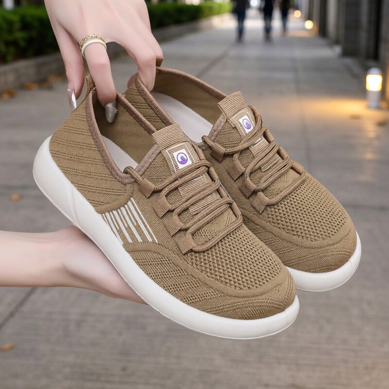 飞织女鞋软底不累脚鞋子一脚蹬妈妈休闲懒人鞋中老年夏天运动鞋女