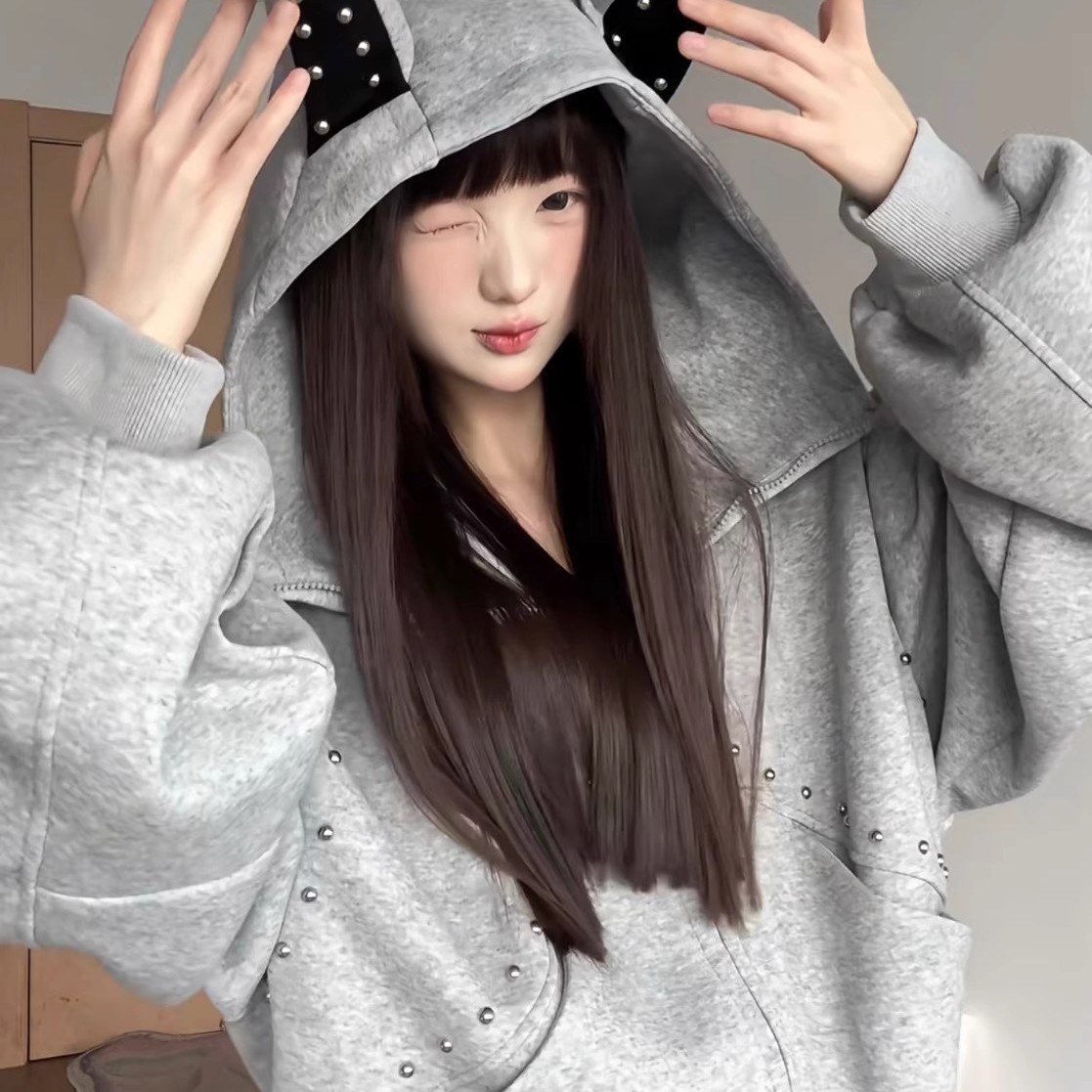 美式铆钉杜宾犬耳朵连帽卫衣