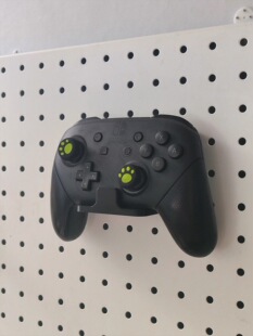 适用五金少女金属圆孔洞洞板配件 通用游戏手柄支架 洞洞板配件