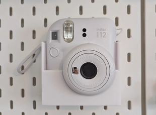适用宜家SKADIS 宜家洞洞板配件 富士 INSTAX Mini 12 相机支架