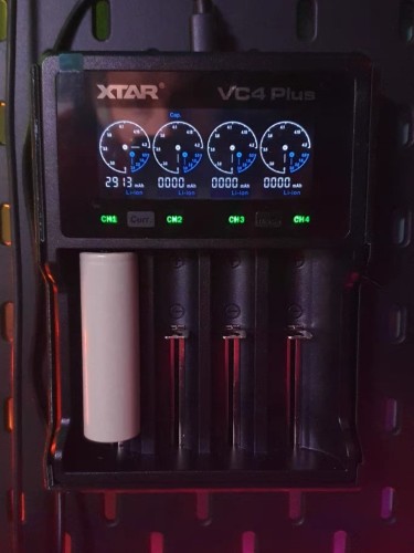 适用宜家SKADIS 宜家洞洞板配件  Xtar VC4 Plus支架