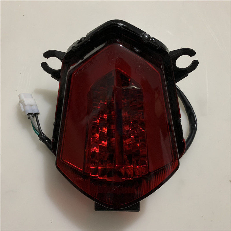 适用铃木dl250-a摩托车车灯尾灯gsx250r-a后尾灯刹车灯牌照灯总成