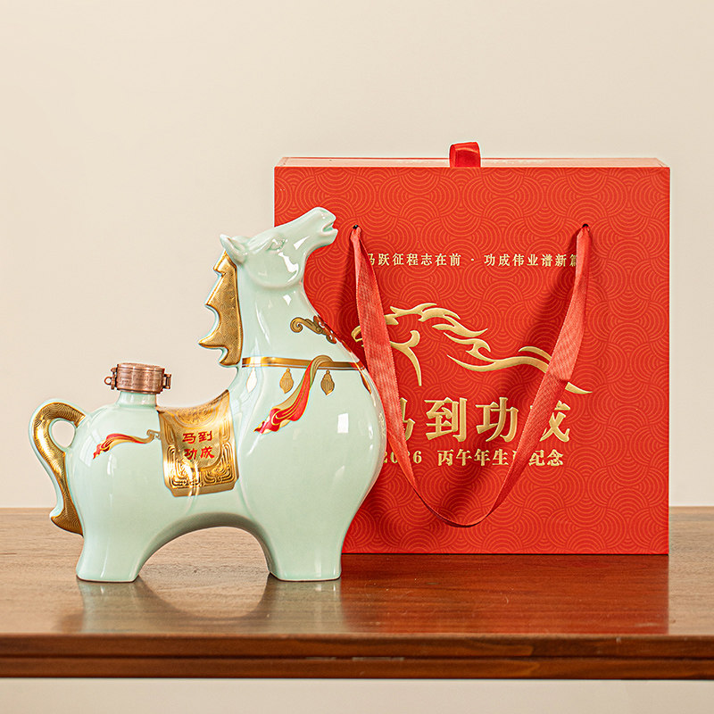 景德镇陶瓷酒瓶酒壶家用高档密封酒瓶摆件酒具3斤生肖马套装礼品